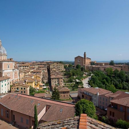 Ferienwohnung Residenza D'Epoca Palazzo Piccolomini Siena Exterior foto