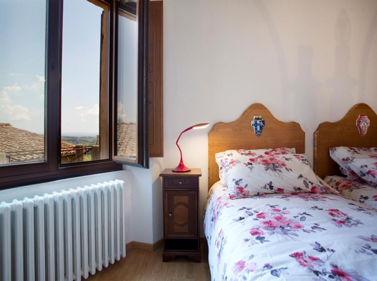 Ferienwohnung Residenza D'Epoca Palazzo Piccolomini Siena Exterior foto